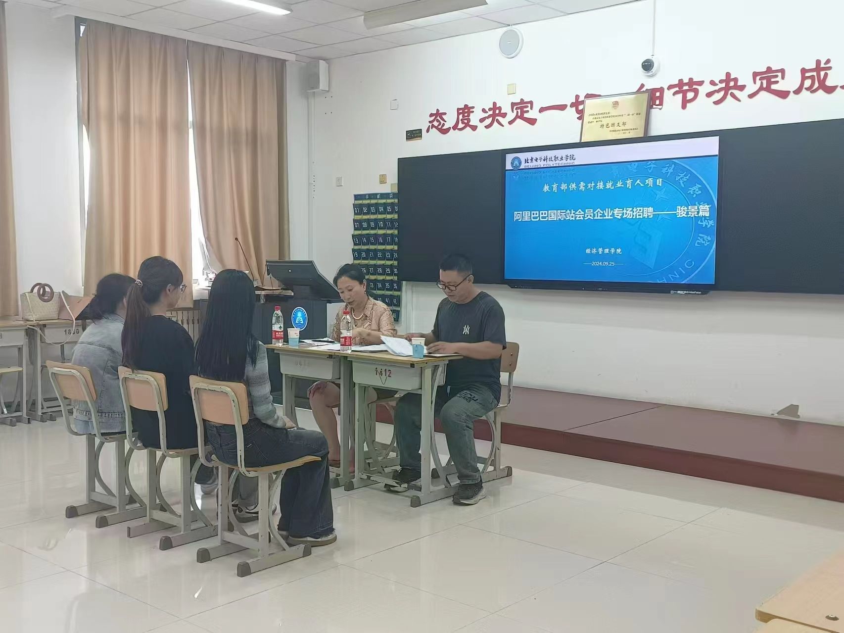 图1.jpg