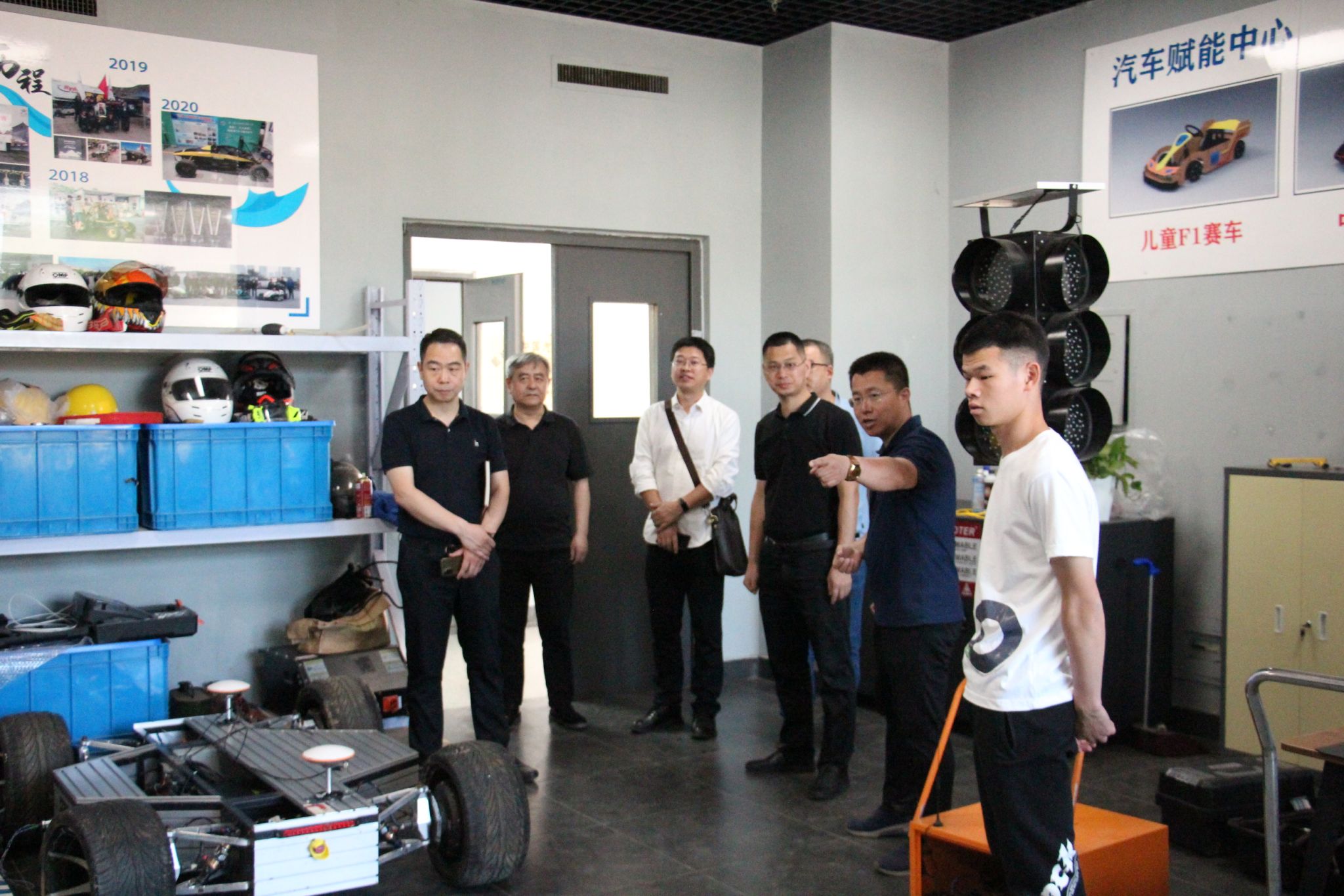 2023-06-08-湖南汽车工程职业学院来我校调研定向培养军士工作(6).JPG