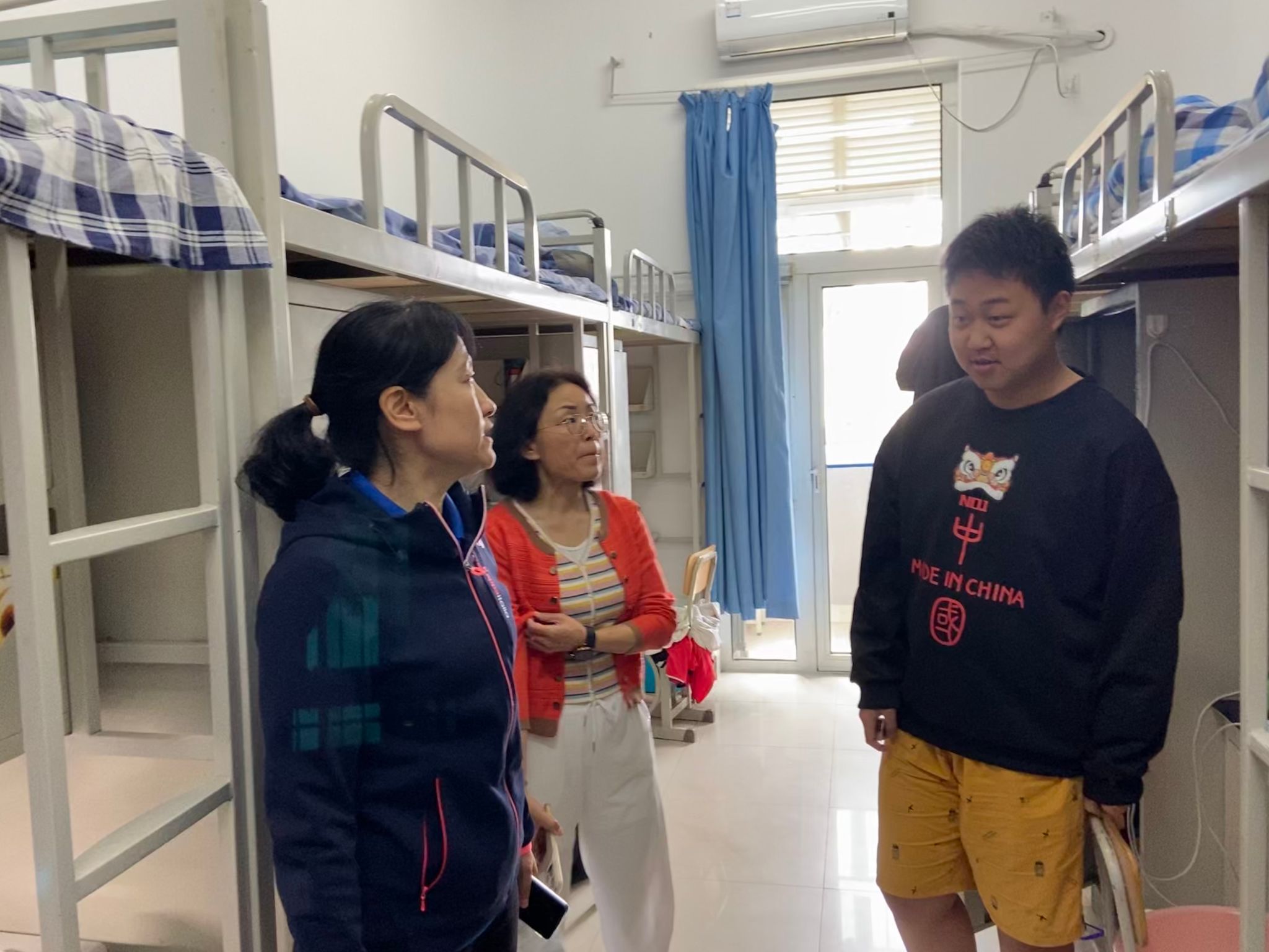 与学生沟通-谨防打工陷阱.jpg