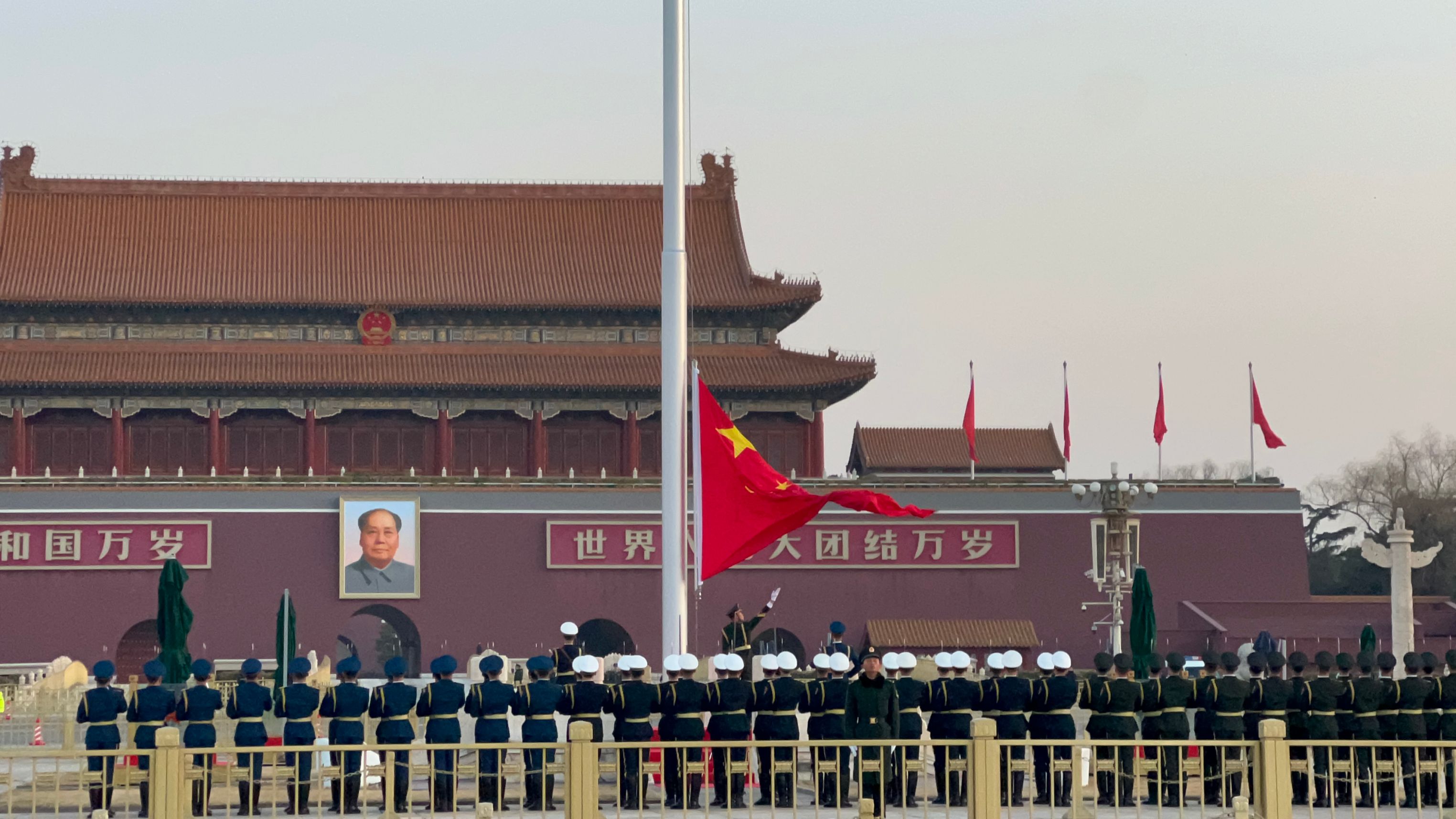 升旗.JPG