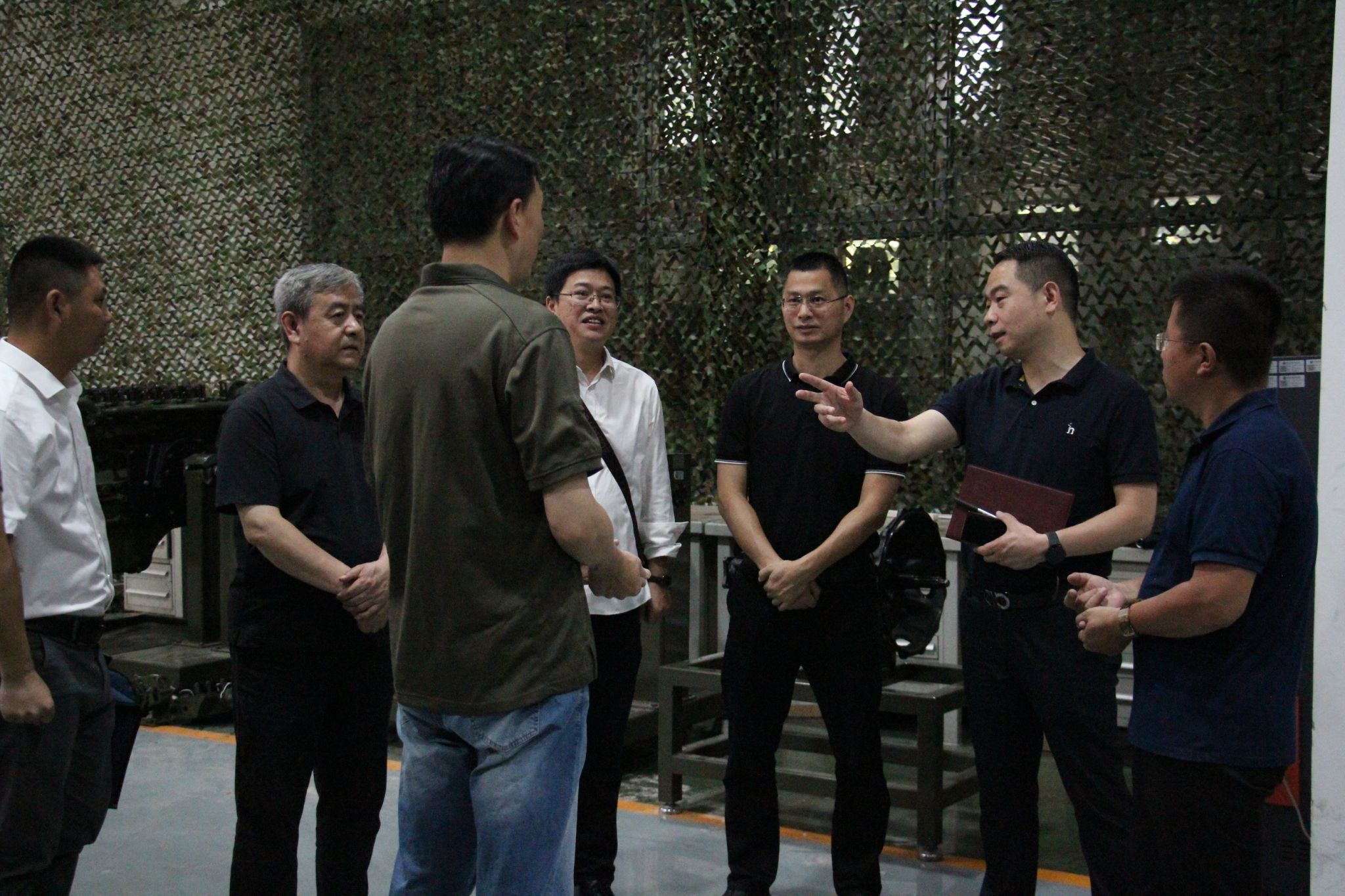 2023-06-08-湖南汽车工程职业学院来我校调研定向培养军士工作(4).JPG