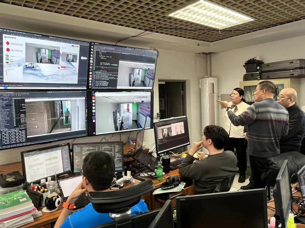20230302-电信工程学院赴中央民族大学百度松果实验室调研2.jpg 20230302-电信工程学院赴中央民族大学百度松果实验室调研2.jpg