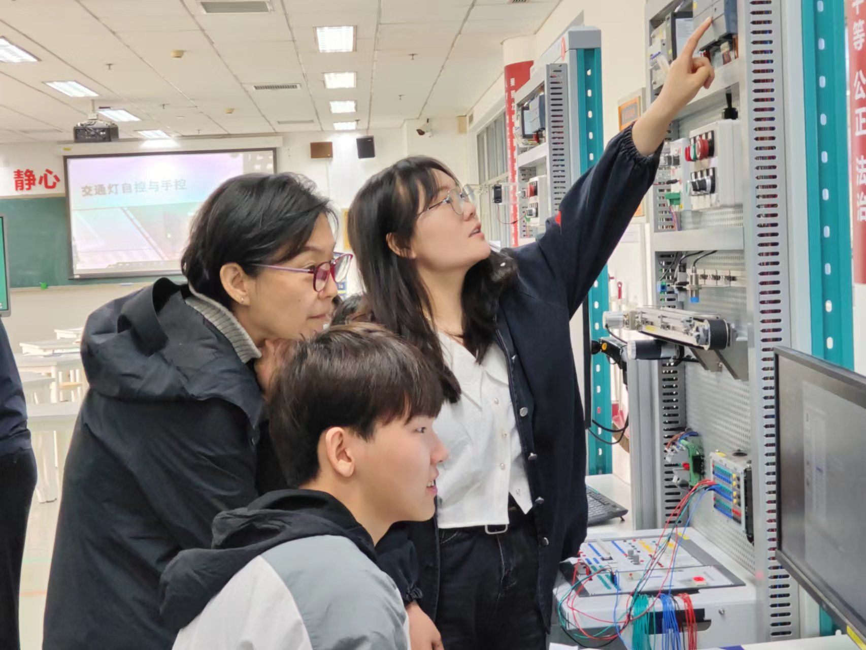 20230412-北京教育科学研究院来我校开展课程思政课堂教学诊断调研活动-4.jpg