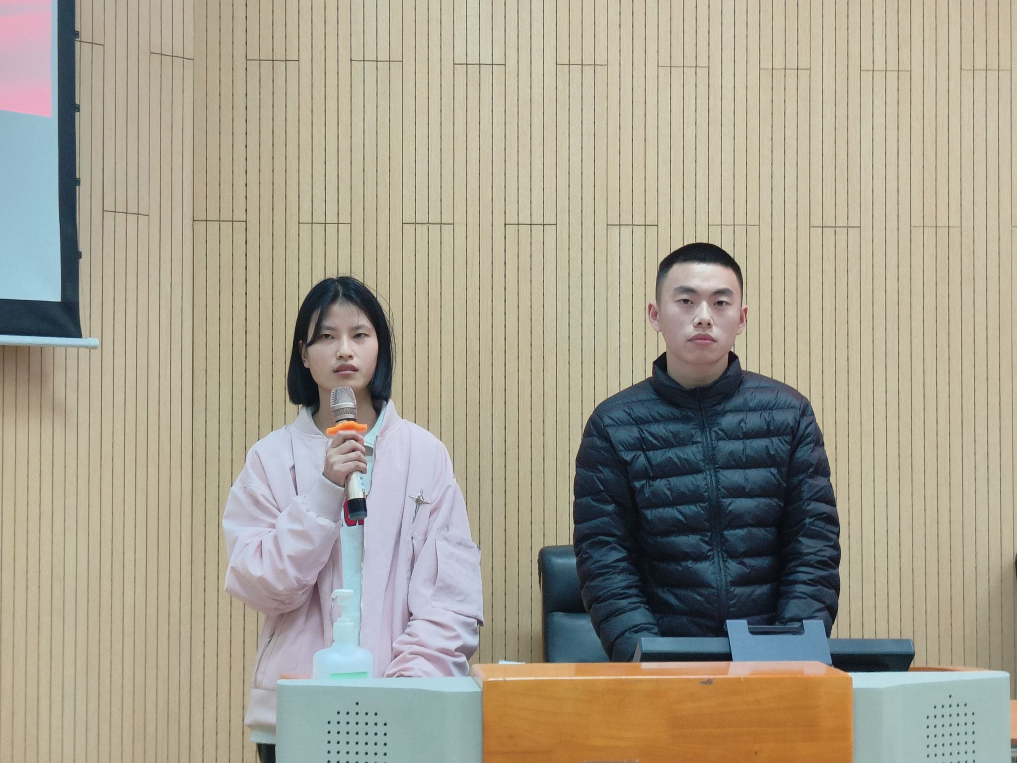 20230405-【活动图片2】电信工程学院初心社团开展“学习两会精神,践行青春使命”主题活动.jpg 20230405-【活动图片2】电信工程学院初心社团开展“学习两会精神,践行青春使命”主题活动.jpg