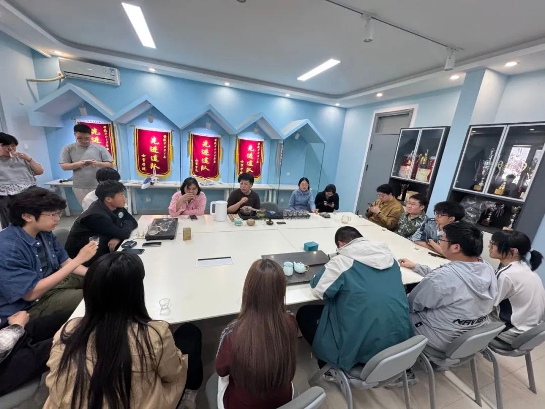 20250425-交流会现场.jpg