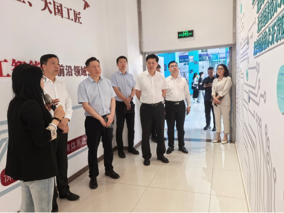 2025-05-29-20250528与Ameco校企合作研讨会新闻稿(1)(3)(4).png