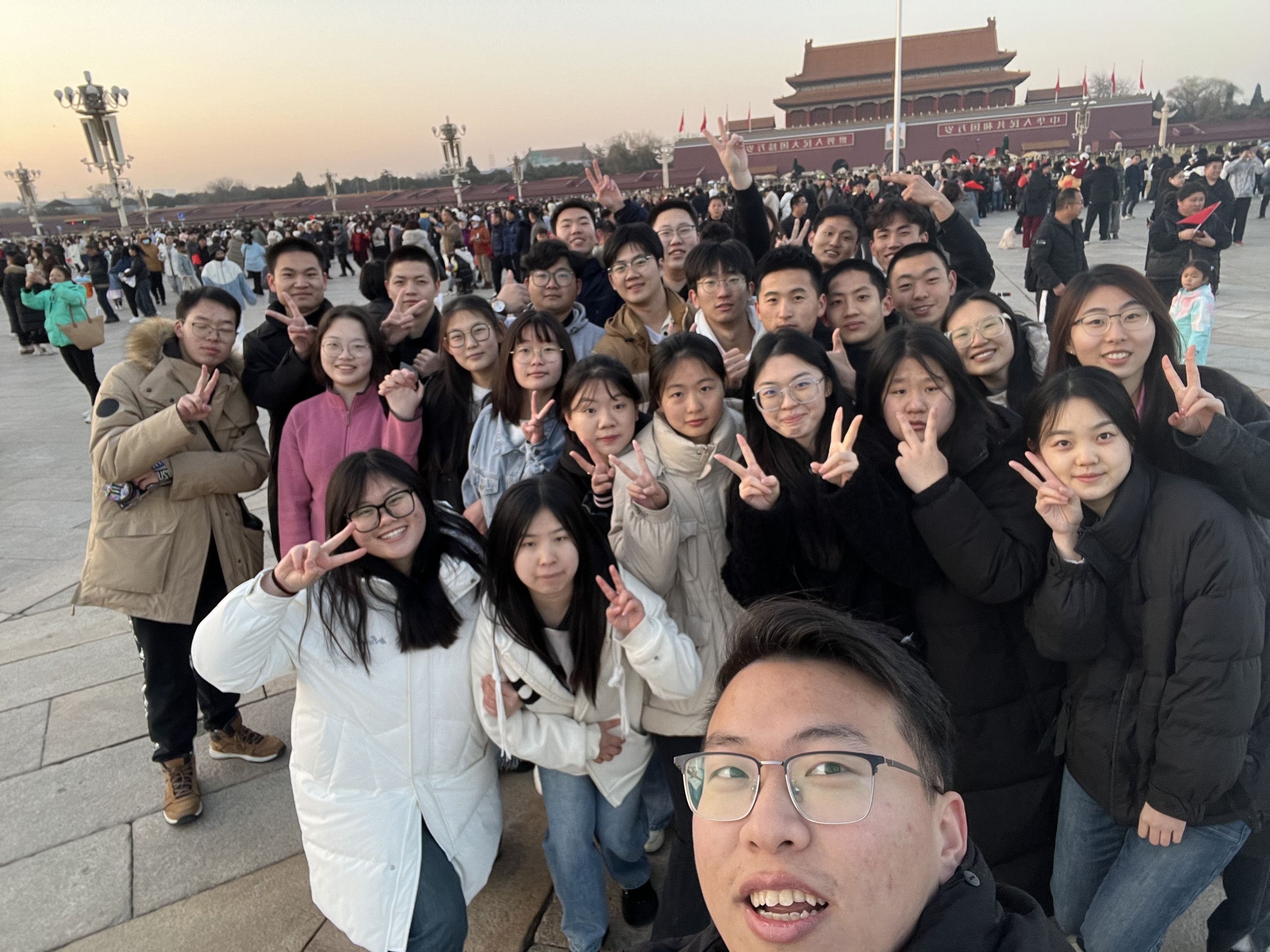 合影2_副本.jpg