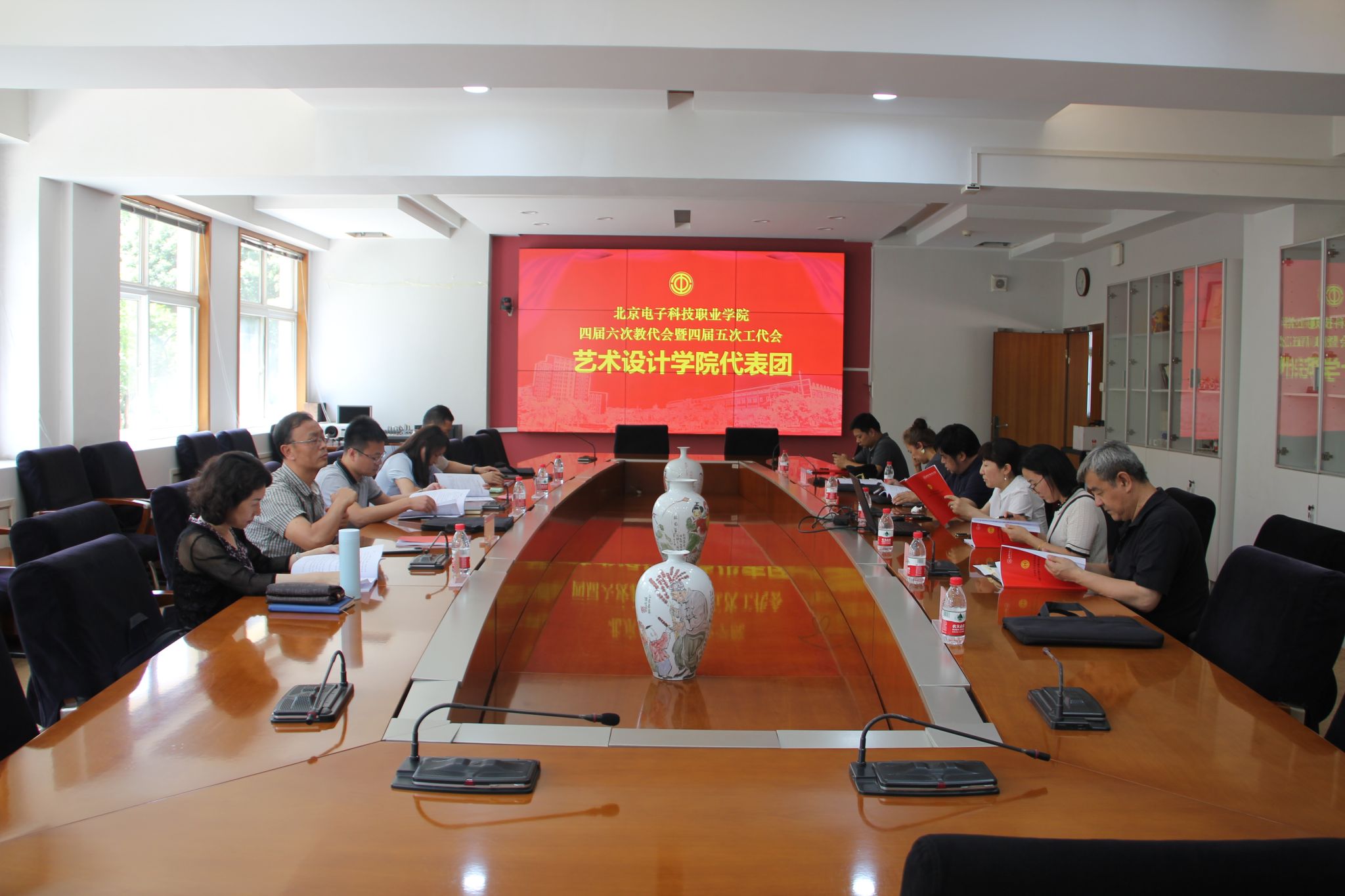 艺术设计学院1.JPG